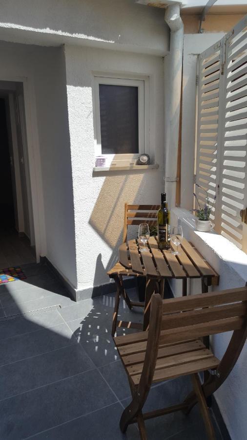 Sunset Apartment Vrbnik Exterior photo